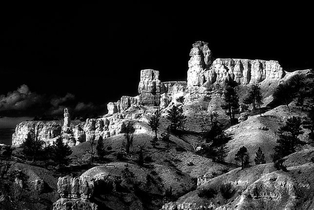 BRYCE CANYON IN BLACK AND WHITE
